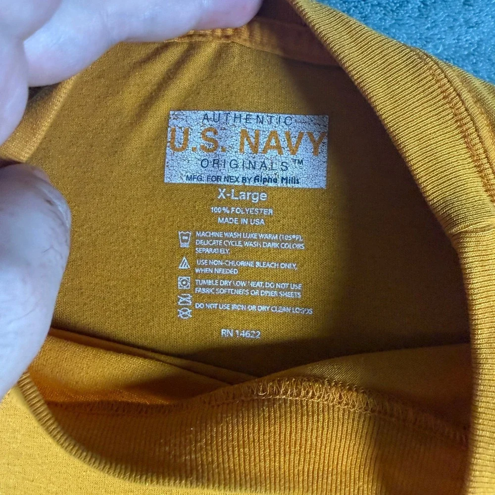 US Navy Originals Alpha Mills T-Shirt Mens XL Gold Yellow Short Sleeve NEX USA